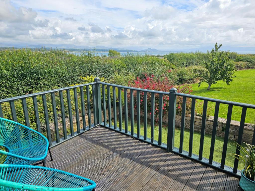 Loodusmaastik puhkepargi lähedal