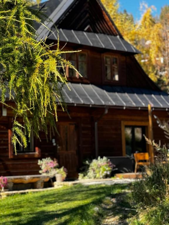 Vonkajšia záhrada v ubytovaní Apartamenty Polana Pająkówka