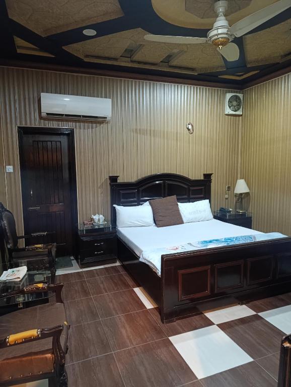 Hotels Inn Multan Laxen Inn Multan Hotels Pakistan - 豪华单人间