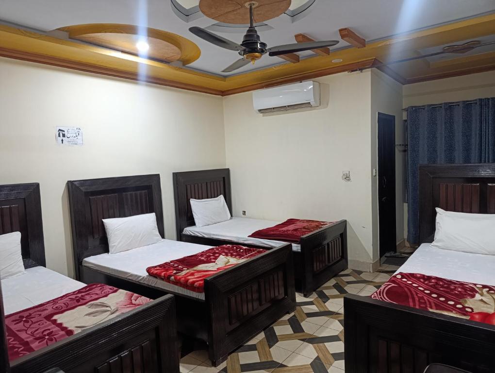 Hotels Inn Multan Laxen Inn Multan Hotels Pakistan - 豪华家庭房