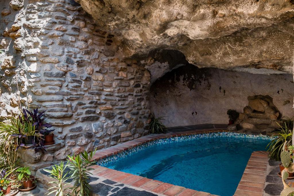Piscina de la sau aproape de Casitas La Cueva