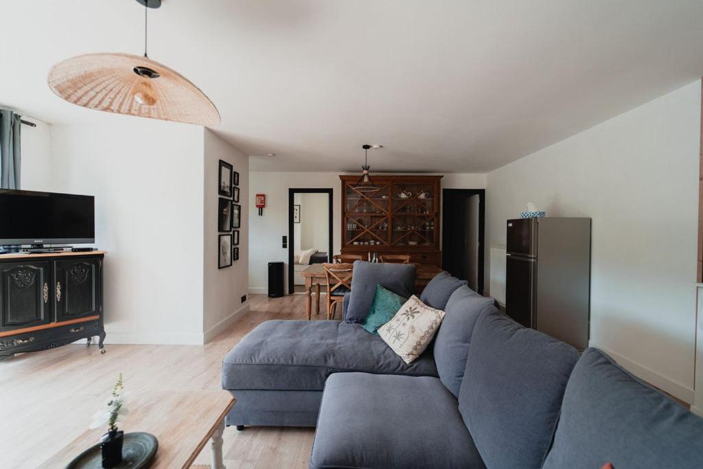 Posezení v ubytování Appartementen met zicht op de rivier de Semois en eigen balkon