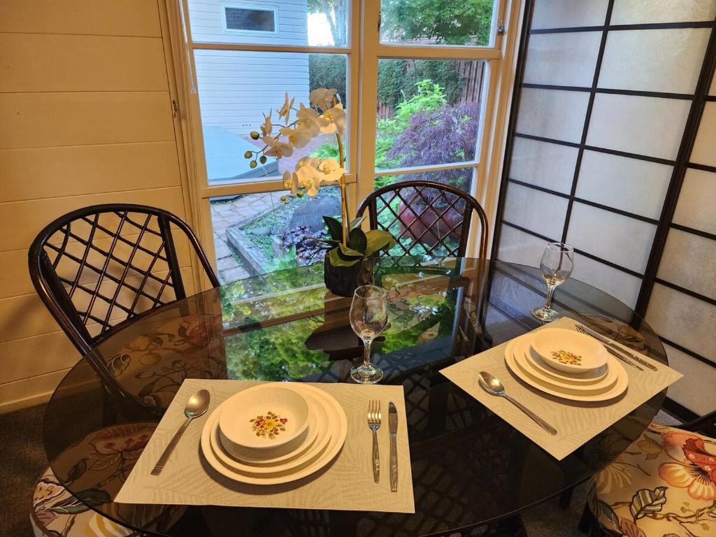 Lakeside getaway self-contained unit - Resim 8