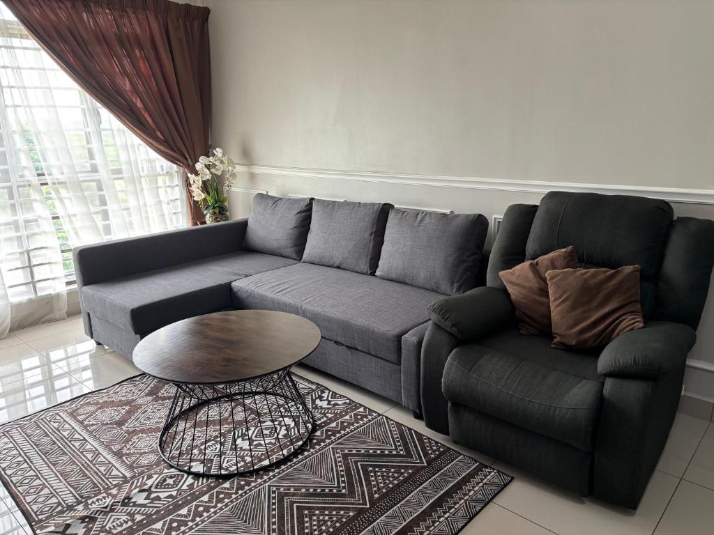 Posezení v ubytování Omma Homestay Putrajaya, Presint 17