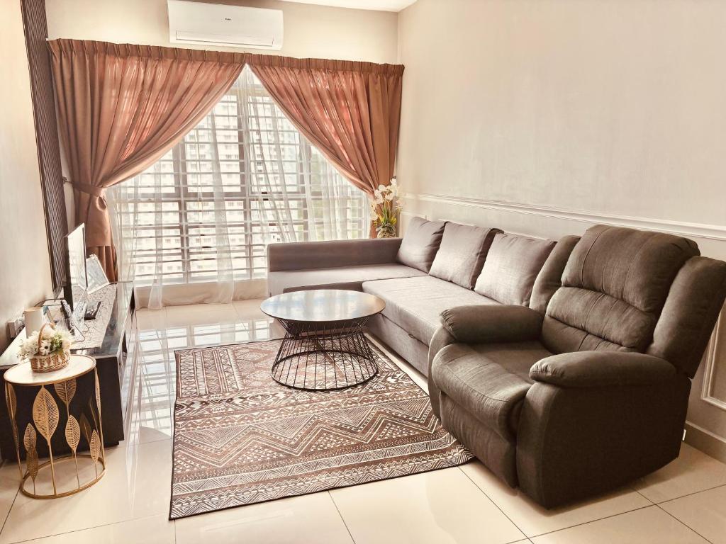 Posezení v ubytování Omma Homestay Putrajaya, Presint 17