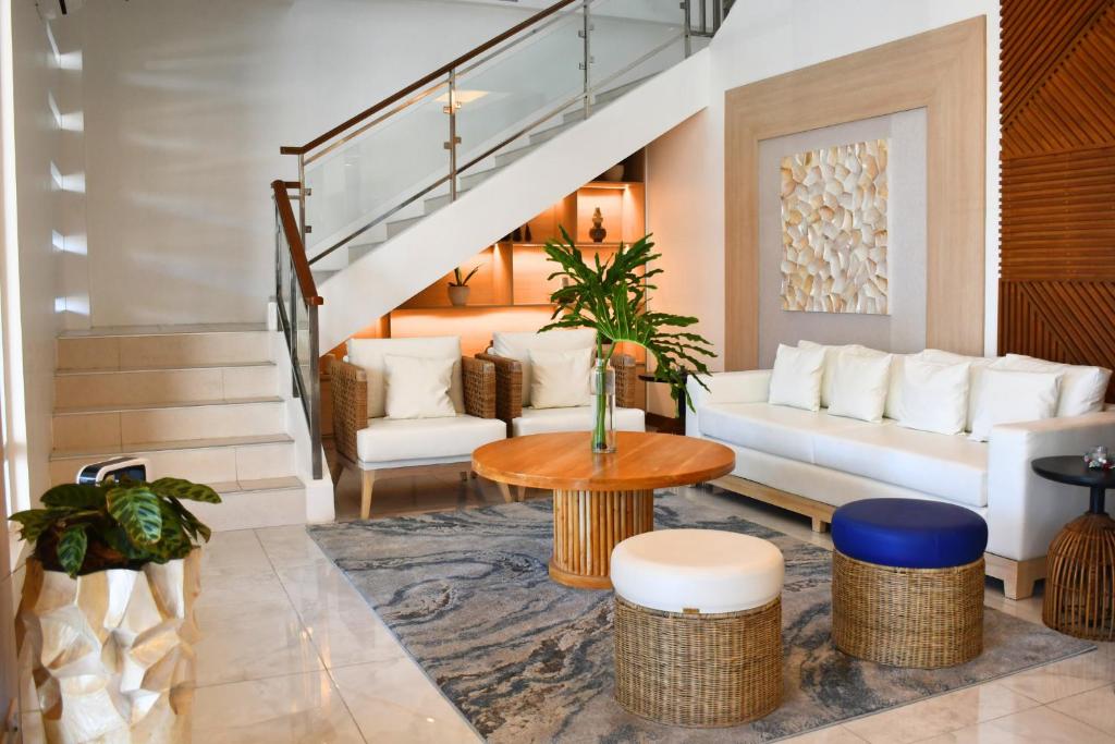 Posezení v ubytování Coast Wise Hotel Dumaguete