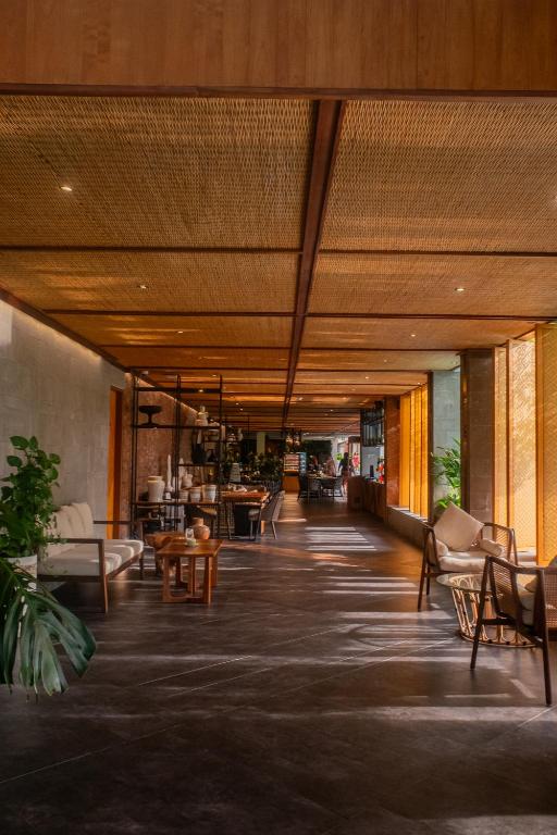 Posezení v ubytování Kayumas Seminyak Resort