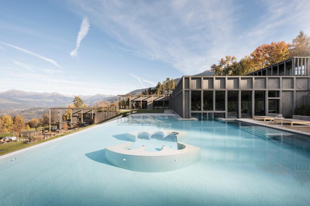 AKI Family Resort PLOSE