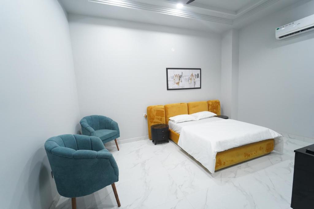 Postel nebo postele na pokoji v ubytování Crazzy Days Hotel I Sonipat
