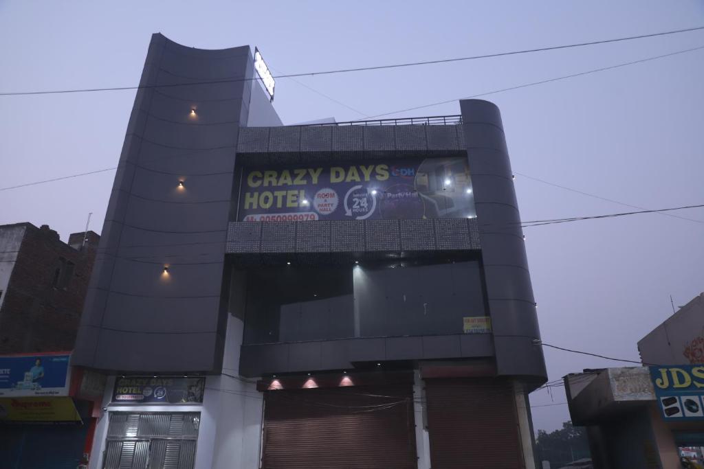 Fotografie z fotogalerie ubytování Crazzy Days Hotel I Sonipat v destinaci Sonipat