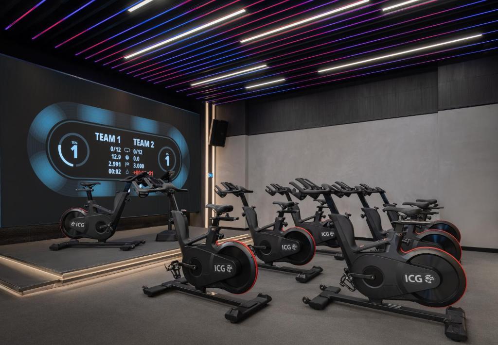 Fitness centrum a/nebo fitness zařízení v ubytování Jen Shenzhen Qianhai By Shangri-La