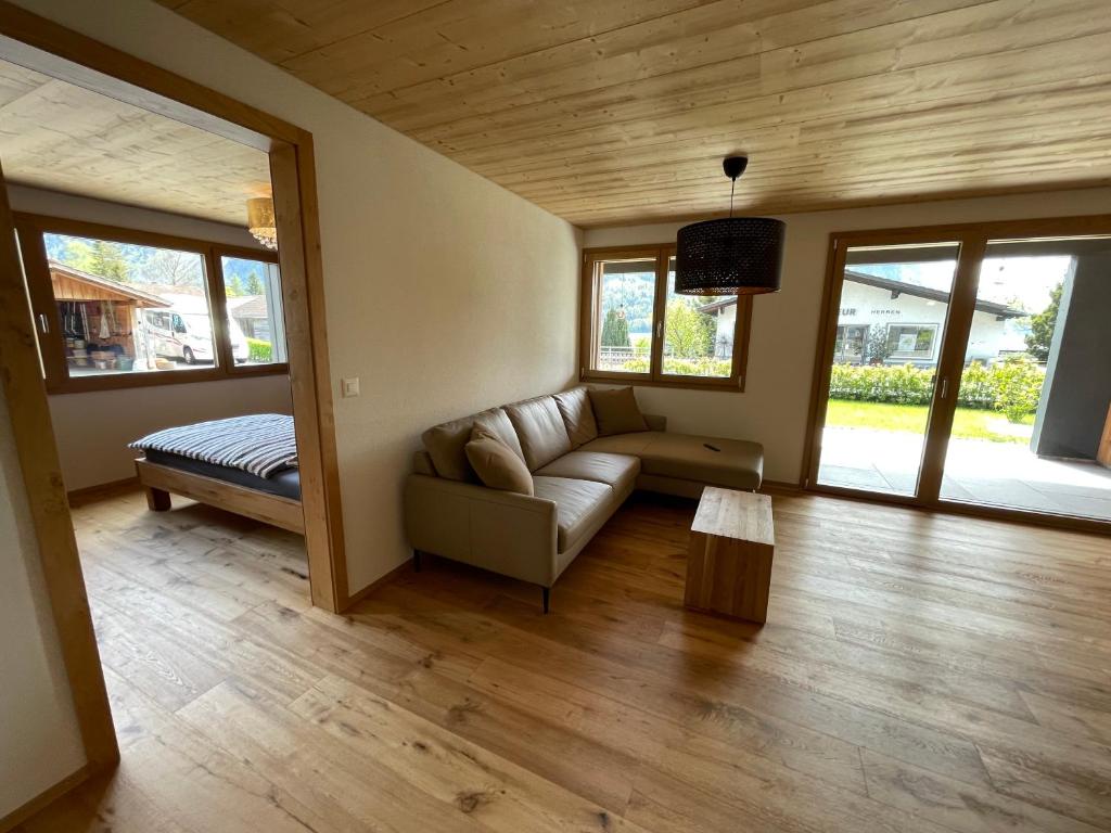 Posezení v ubytování Bergblick Apartments - Weisshorn