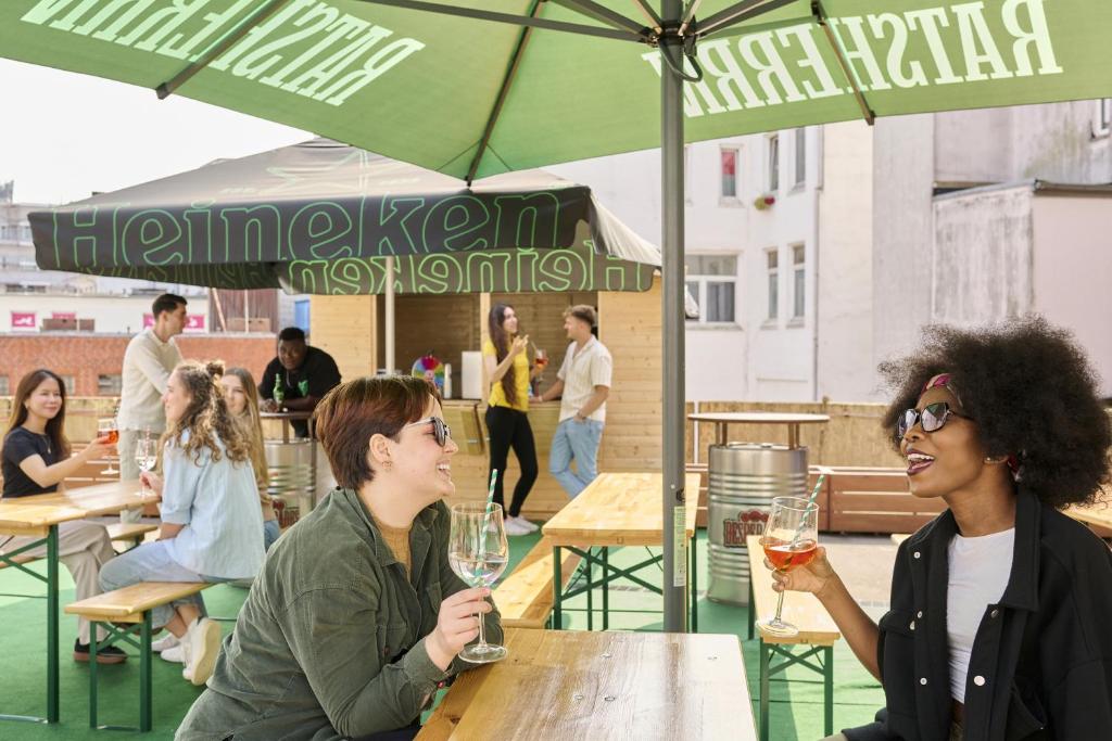 a&o Hamburg Reeperbahn - Resim 35