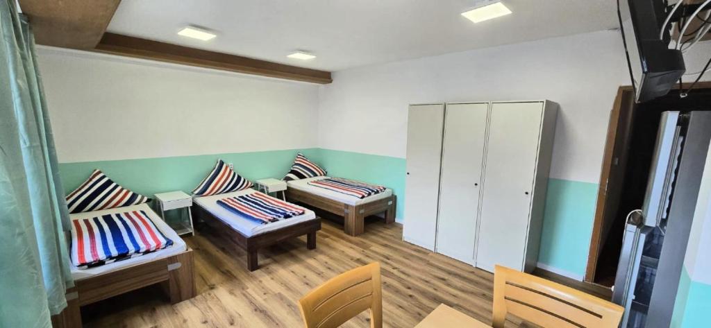 Postel nebo postele na pokoji v ubytování 4easy Unterkünfte