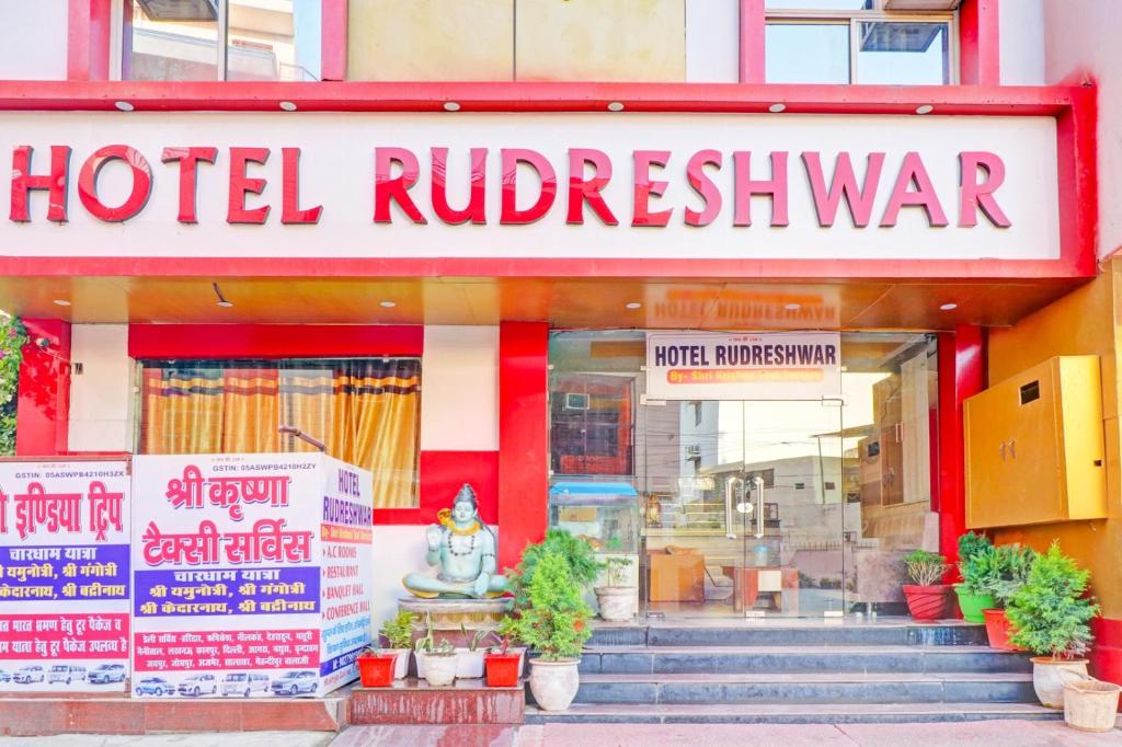 Certifikát, hodnocení, plakát nebo jiný dokument vystavený v ubytování Hotel Rudreshwar by Shri Krishna Taxi Service