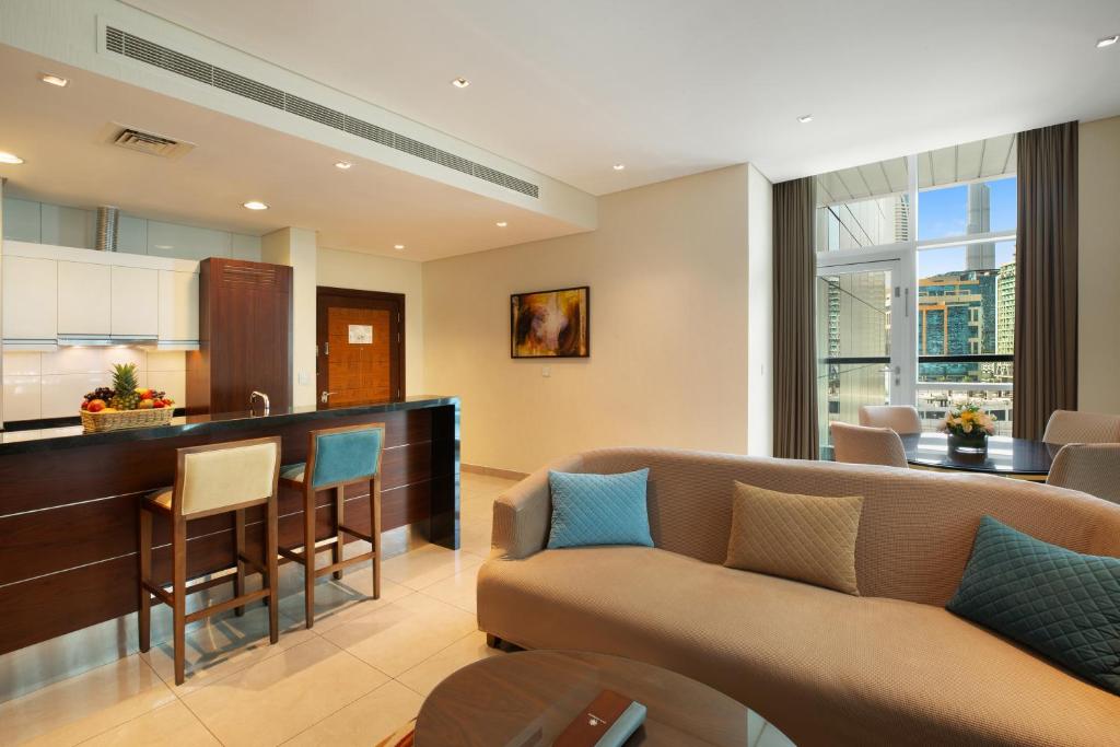 Royal Continental Suites Business Bay - Deluxe Apartments - Resim 31