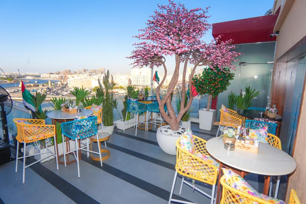 Balkón nebo terasa v ubytování Concorde Creek View Hotel Bur Dubai