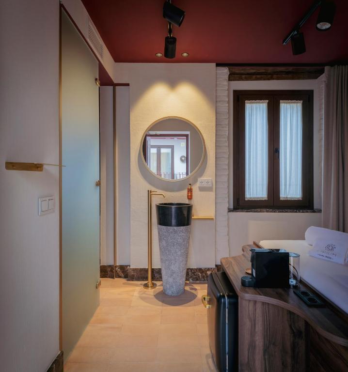 LIRIUM Casa Patio - 15