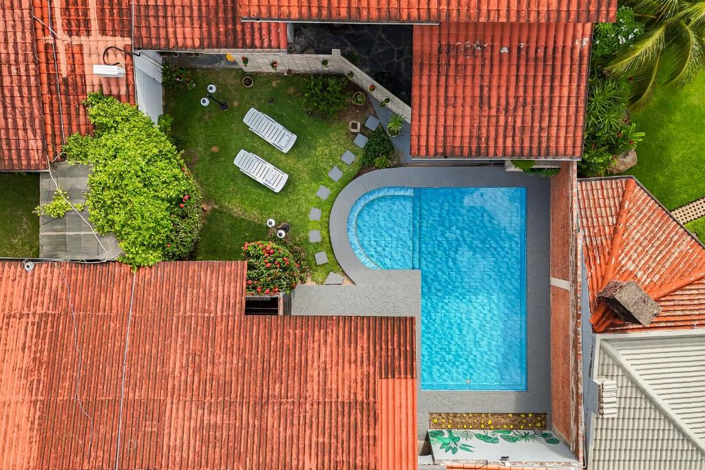 Chairu Eco Hotelの敷地内または近くにあるプール