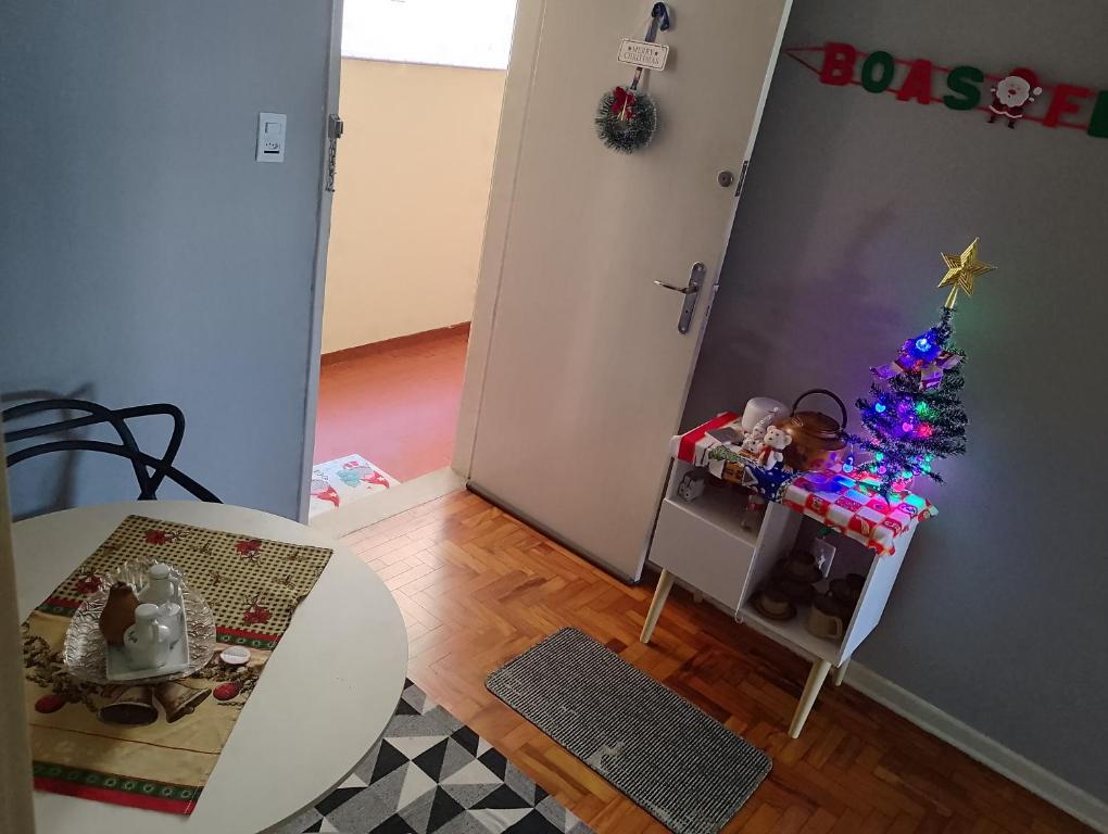 Imagine din galeria proprietății Sinta-se em casa, mesmo longe dela! în Sao Paulo