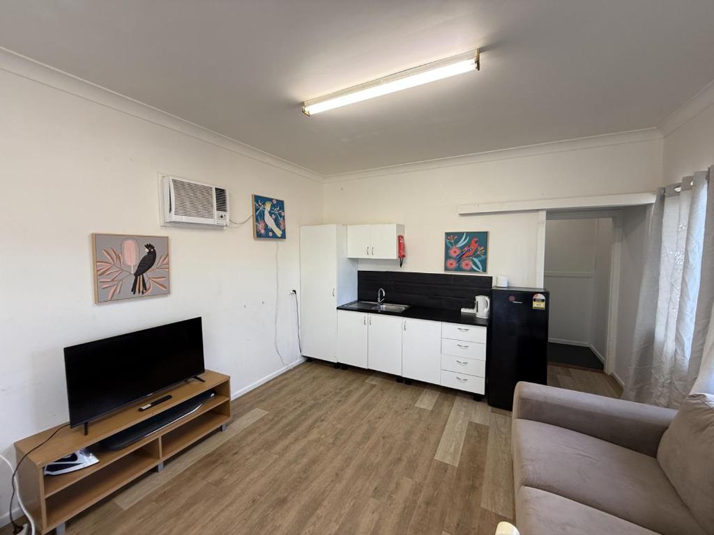 Budget-Friendly Worker Accommodation with Comfort and Convenience - Housity