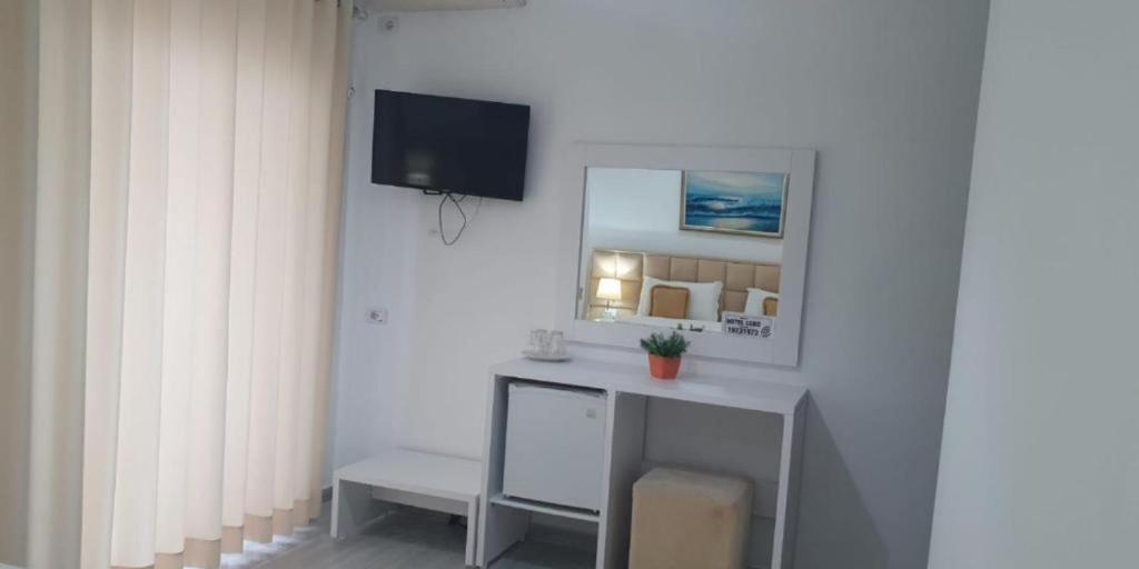 TV a/nebo společenská místnost v ubytování Ceko Hotel