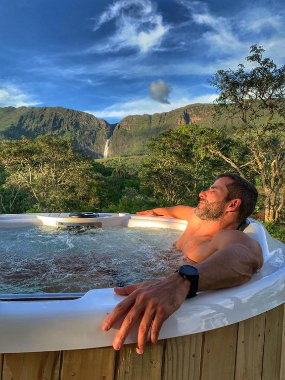 Nespecifikovaný výhled na hory nebo výhled na hory při pohledu z luxury tent