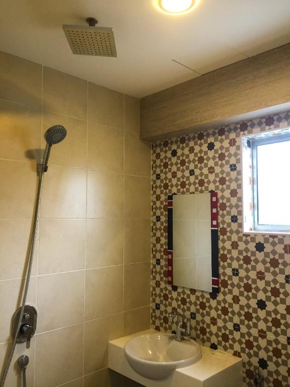 Koupelna v ubytování Louis Hotel