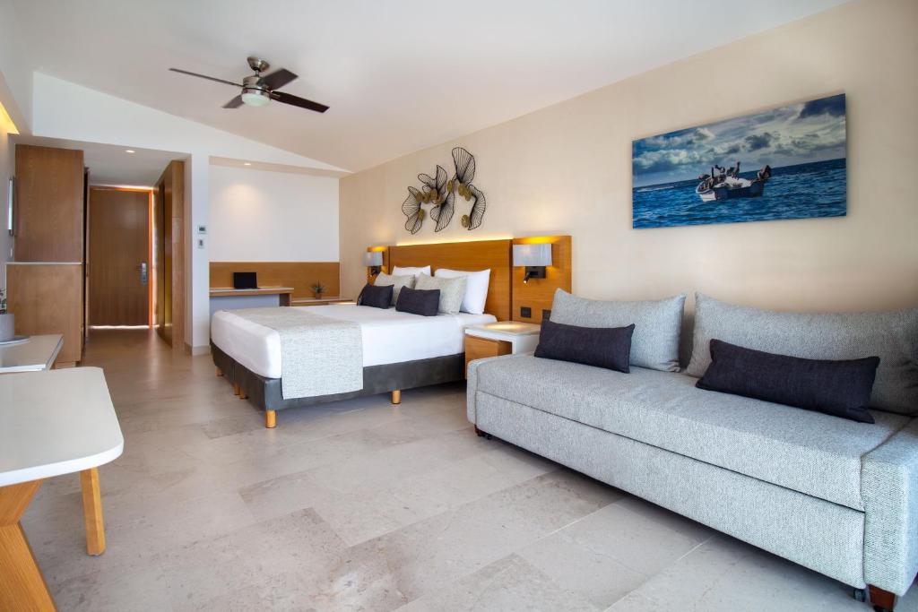 Posezení v ubytování Sunset Plaza Beach Resort Puerto Vallarta All Inclusive