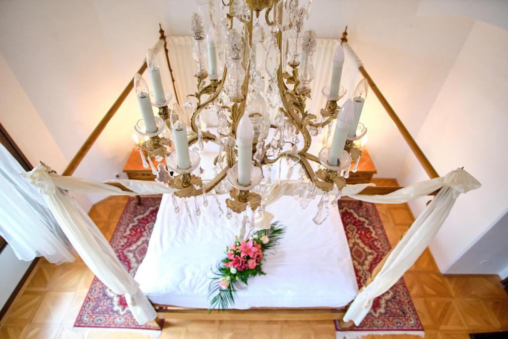 Łóżko lub łóżka w pokoju w obiekcie Hotel Štekl
