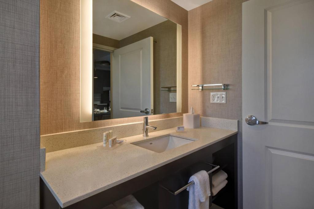 Koupelna v ubytování Residence Inn Middletown Goshen