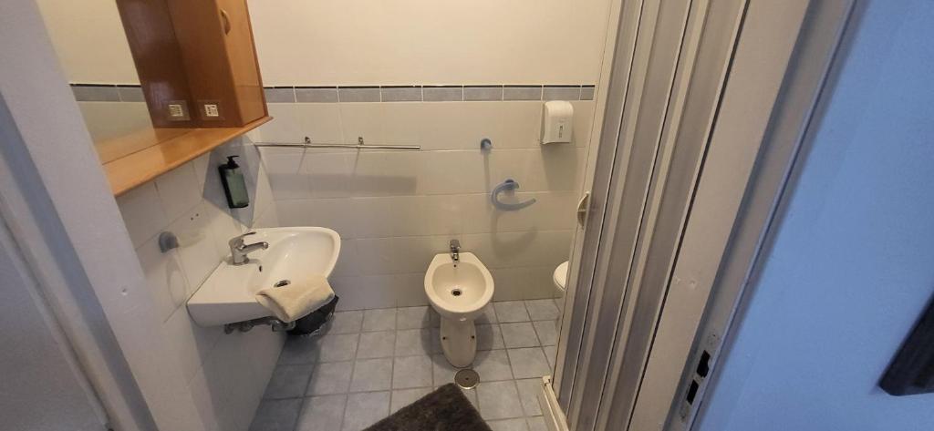 Koupelna v ubytování Hotel Dory