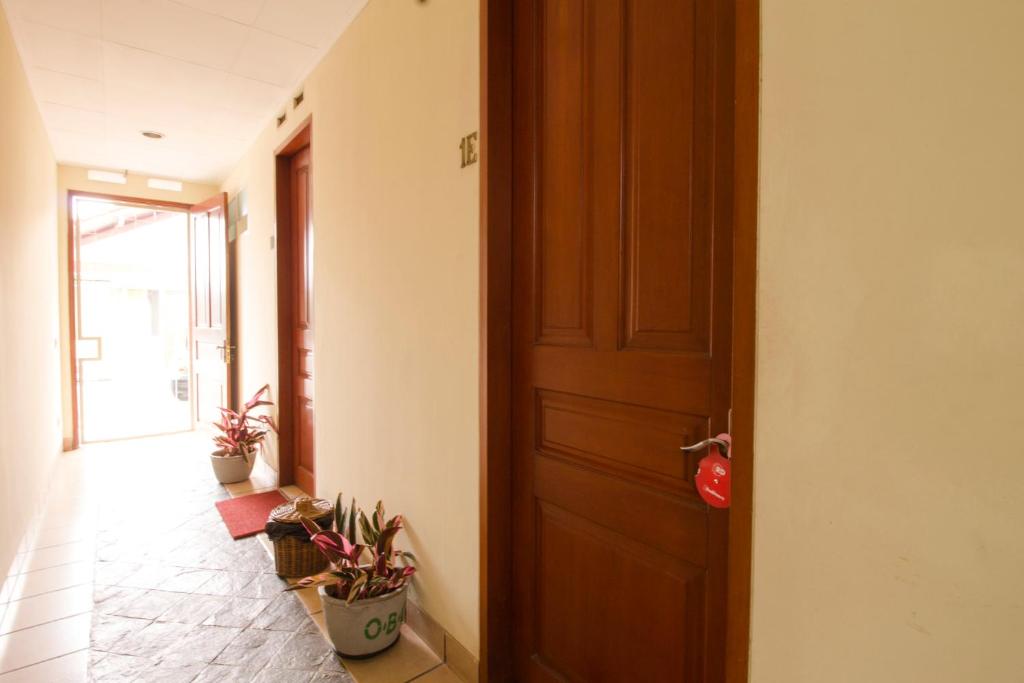 Fotografie z fotogalerie ubytování RedDoorz Plus near Parahyangan University v destinaci Bandung