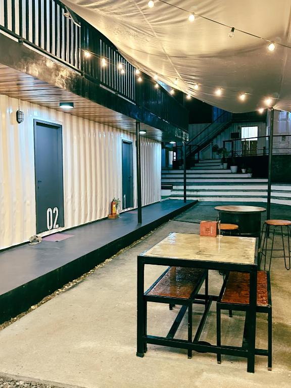 Prostor za sedenje u objektu Pig Dive Hostel Moalboal