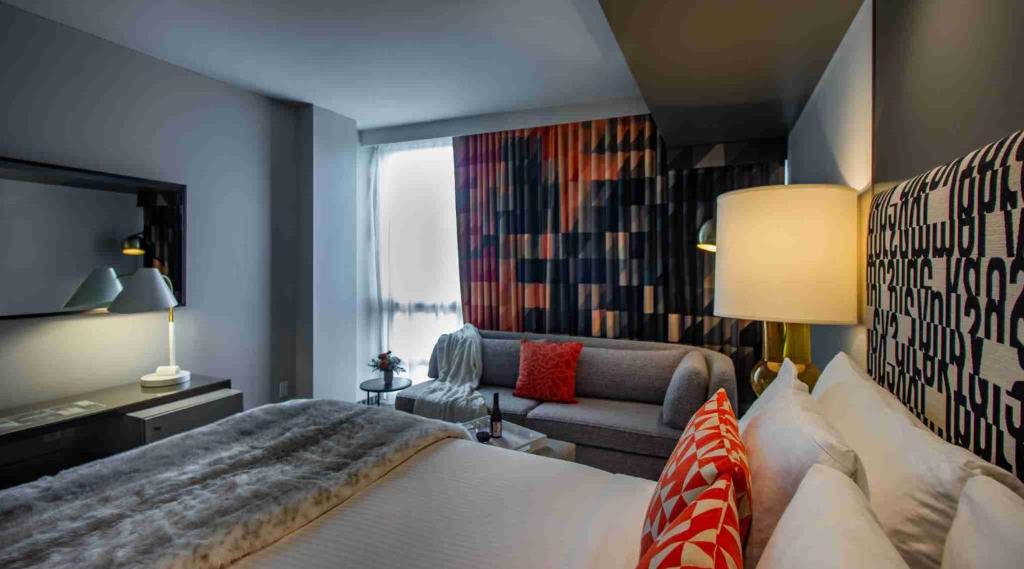Postel nebo postele na pokoji v ubytování Hotel Eastlund - Best Western Premier Collection