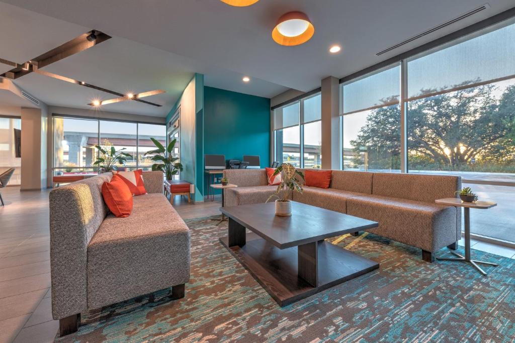 avid hotel Austin NW - Lakeline by IHG photo