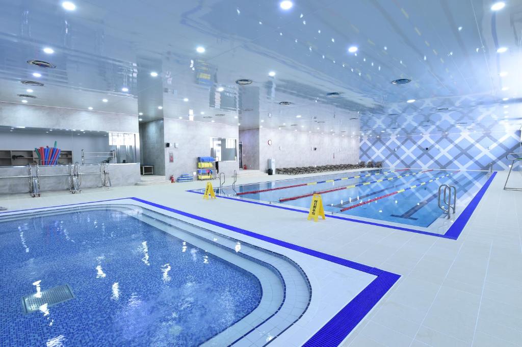 Bazén v ubytování Wirye Militopia Hotel By Marine nebo v jeho okolí