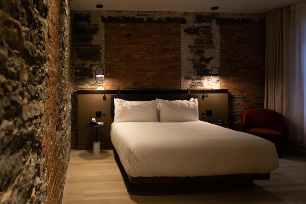 Le Petit Hotel Notre Dame - Überlegenes Königszimmer