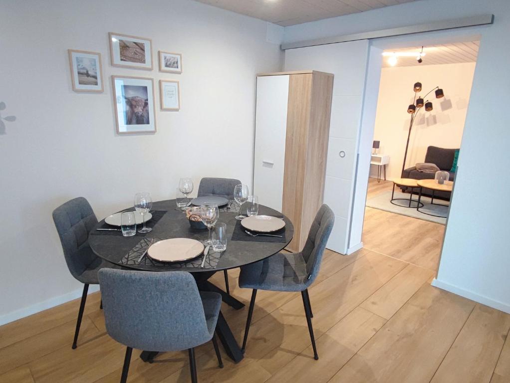Fotografie z fotogalerie ubytování Kleine Auszeit - 2-Zimmer Ferienwohnung v destinaci Spiez