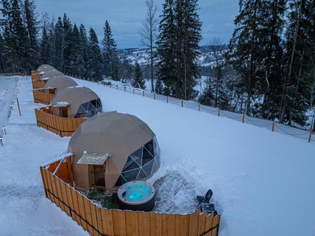 Diamond Glamp & Jacuzzi v zimě
