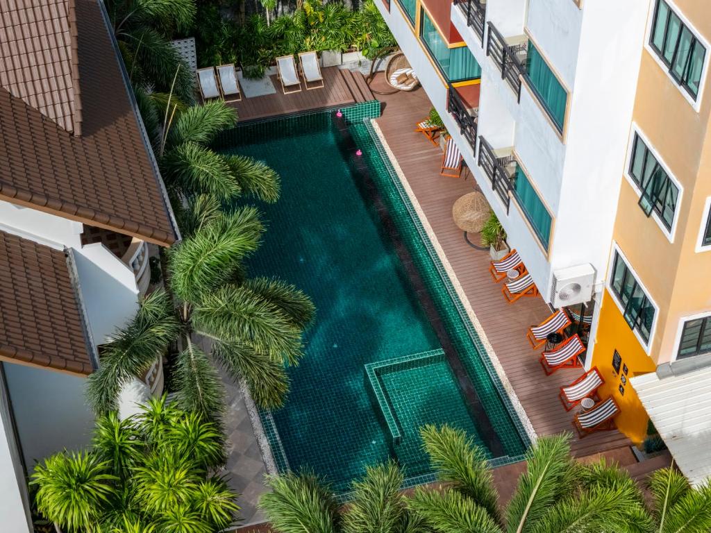 Buasri Boutique Patong - Resim 1