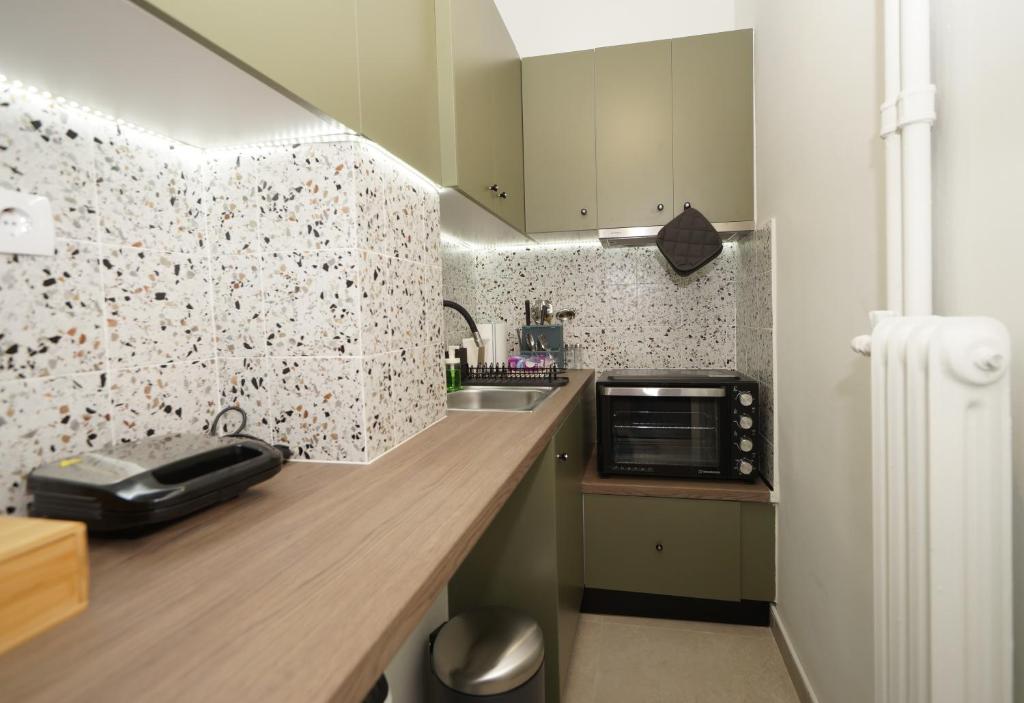Neos Kosmos Studio For 2 by MPS