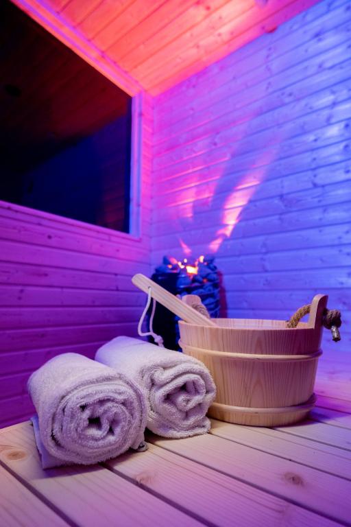 Old Town Zagreb Airport - 12