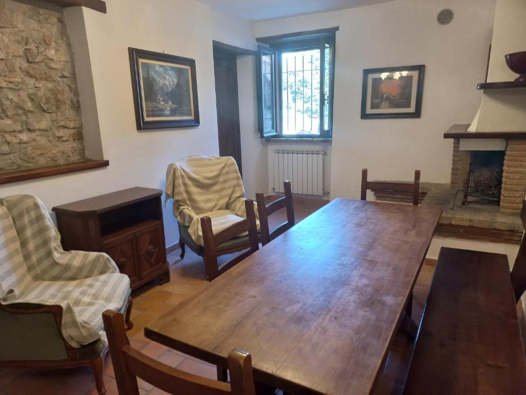 Część wypoczynkowa w obiekcie Agriturismo La Bulletta