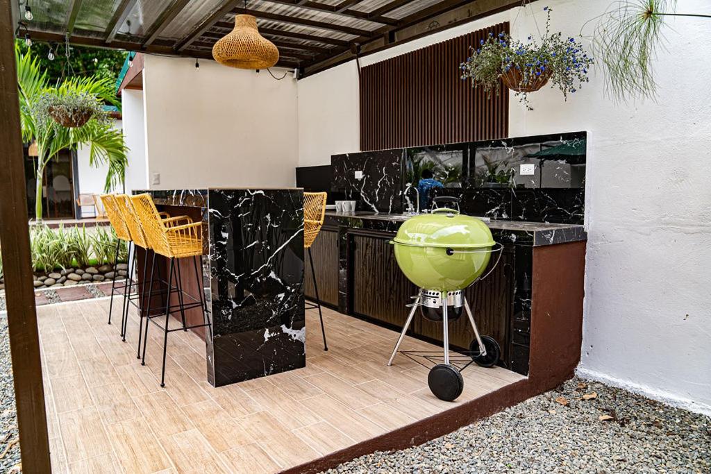 Kuchyň nebo kuchyňský kout v ubytování Villas y Casa Dìwö - Puerto Viejo