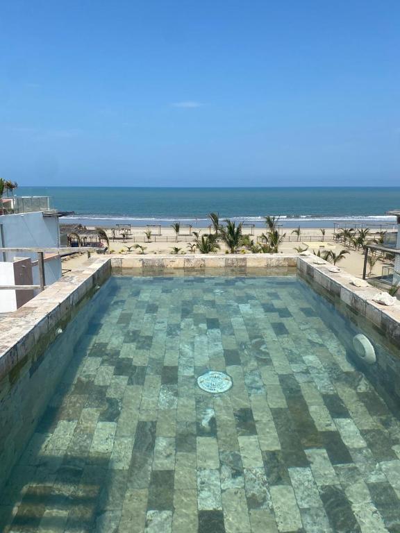 Dúplex 4 dormitorios frente al mar