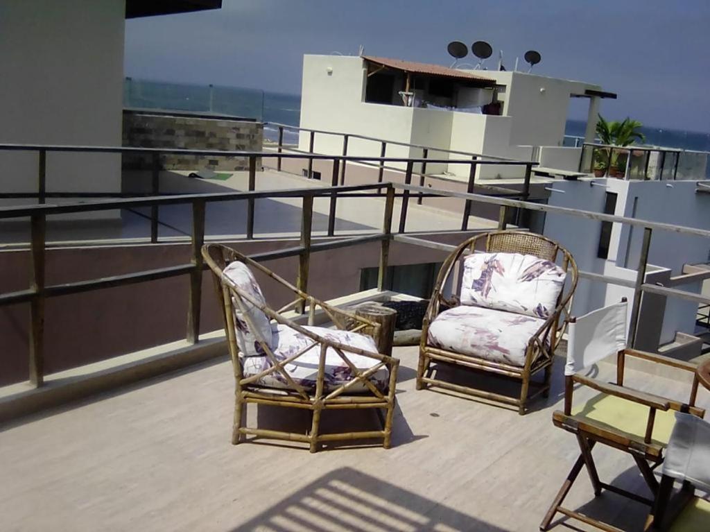 Dúplex 4 dormitorios frente al mar