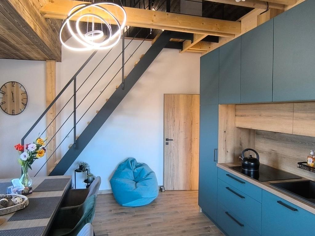 Kuchyň nebo kuchyňský kout v ubytování Horský apartmán Stříbrnice