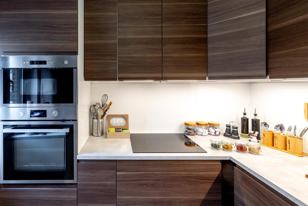 Cuisine ou kitchenette dans l'établissement Séjour lodge Namur