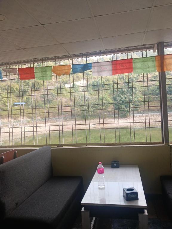 Posezení v ubytování Nepali Chulo And Homestay